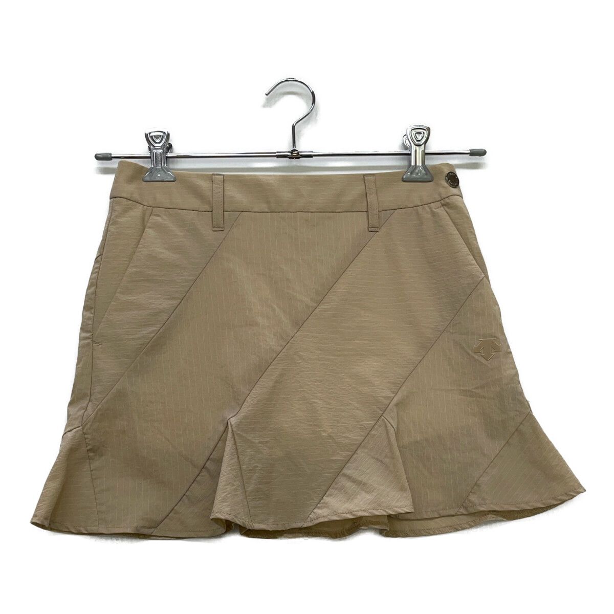 coco 中古 デサントゴルフ DESCENTE GOLF レディース スカート SS ベージュ インナーパンツ一体型 フレアスカート 中古 レディース デサントゴルフ DESCENTE GOLF スカート SS