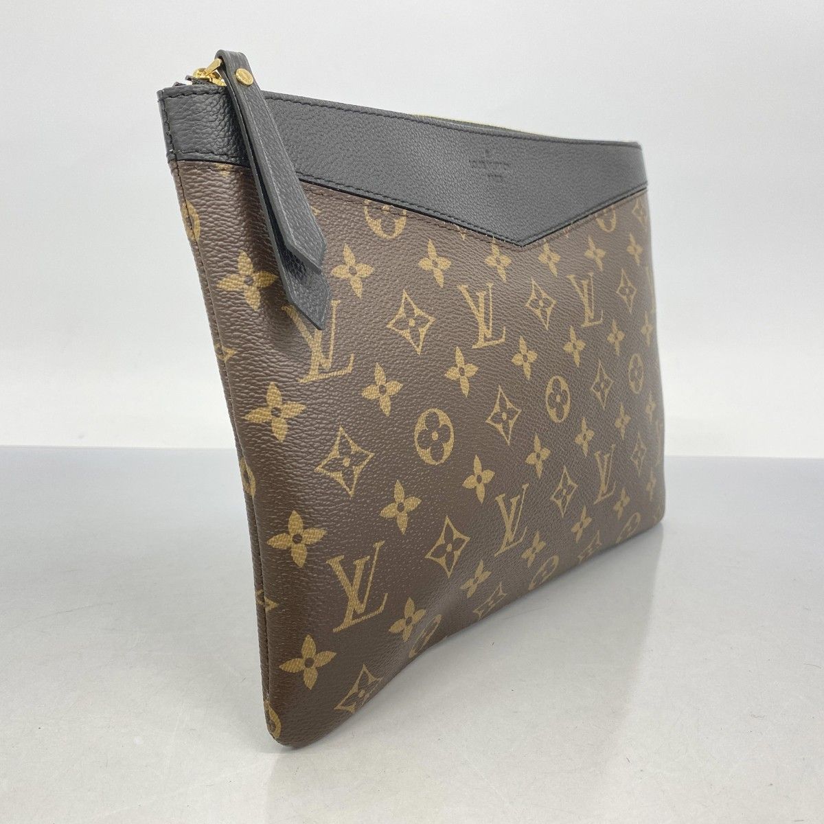 5ic3079-h ルイヴィトン クラッチバッグ モノグラム デイリーポーチ M62048 ブラウン ブラック メンズ レディース ユニセックス