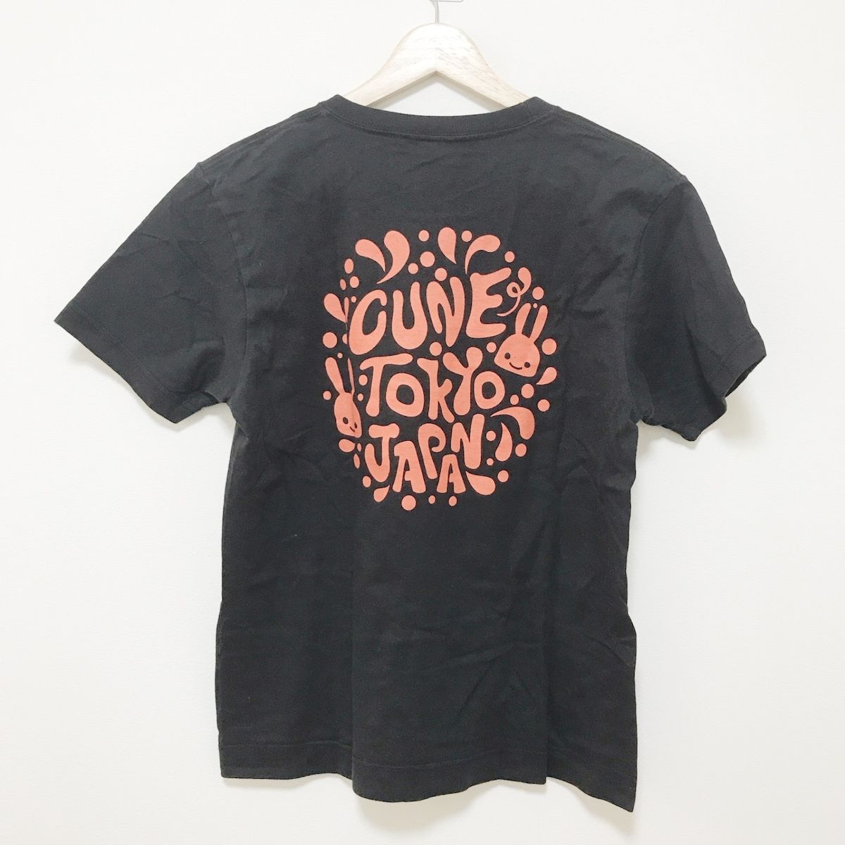 CUNE(キューン) 半袖Tシャツ サイズS レディース - 黒×白×レッド クルーネック - メルカリ