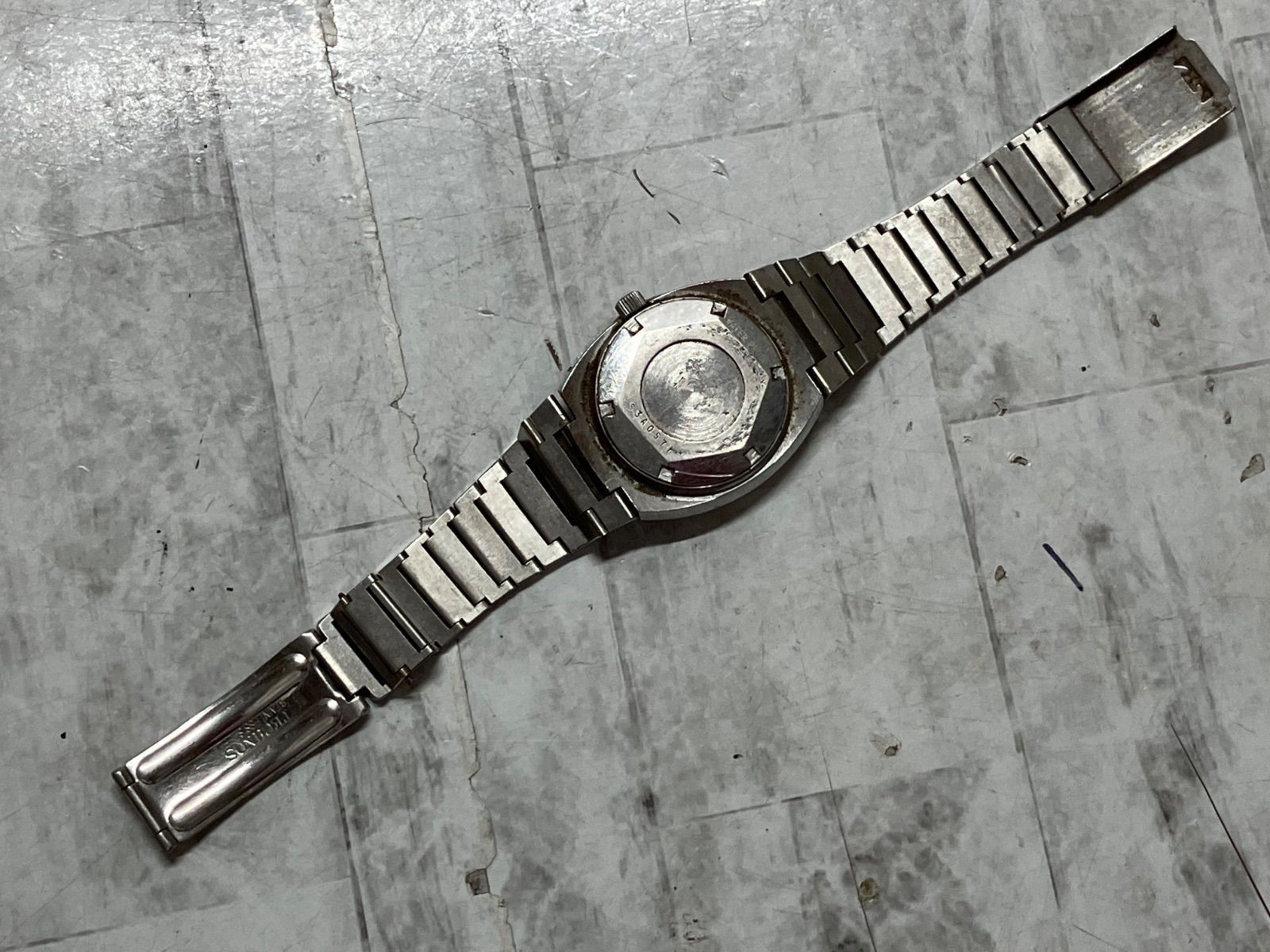 テクノス TECHNOS Kaiser カイザー 9面 カットガラス 自動巻き