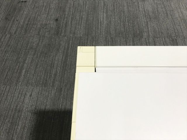 片袖デスク アドバンス ホワイト オフィスデスク 事務机 MARWIL-DEMENAGEMENTS_CH