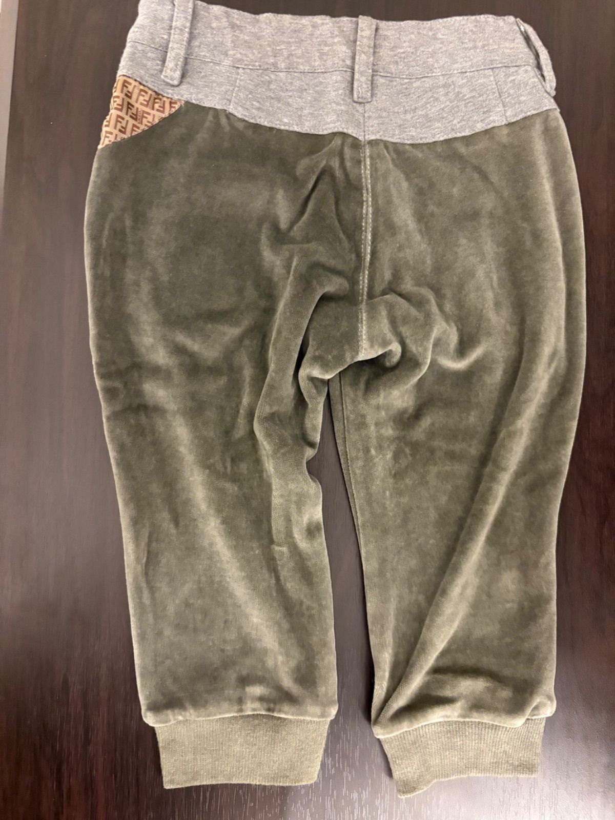  2 A 90ｻｲｽﾞ フェンディ ベロア トラックスーツ セットアップ FENDI その他 ベビー服(~95cm)