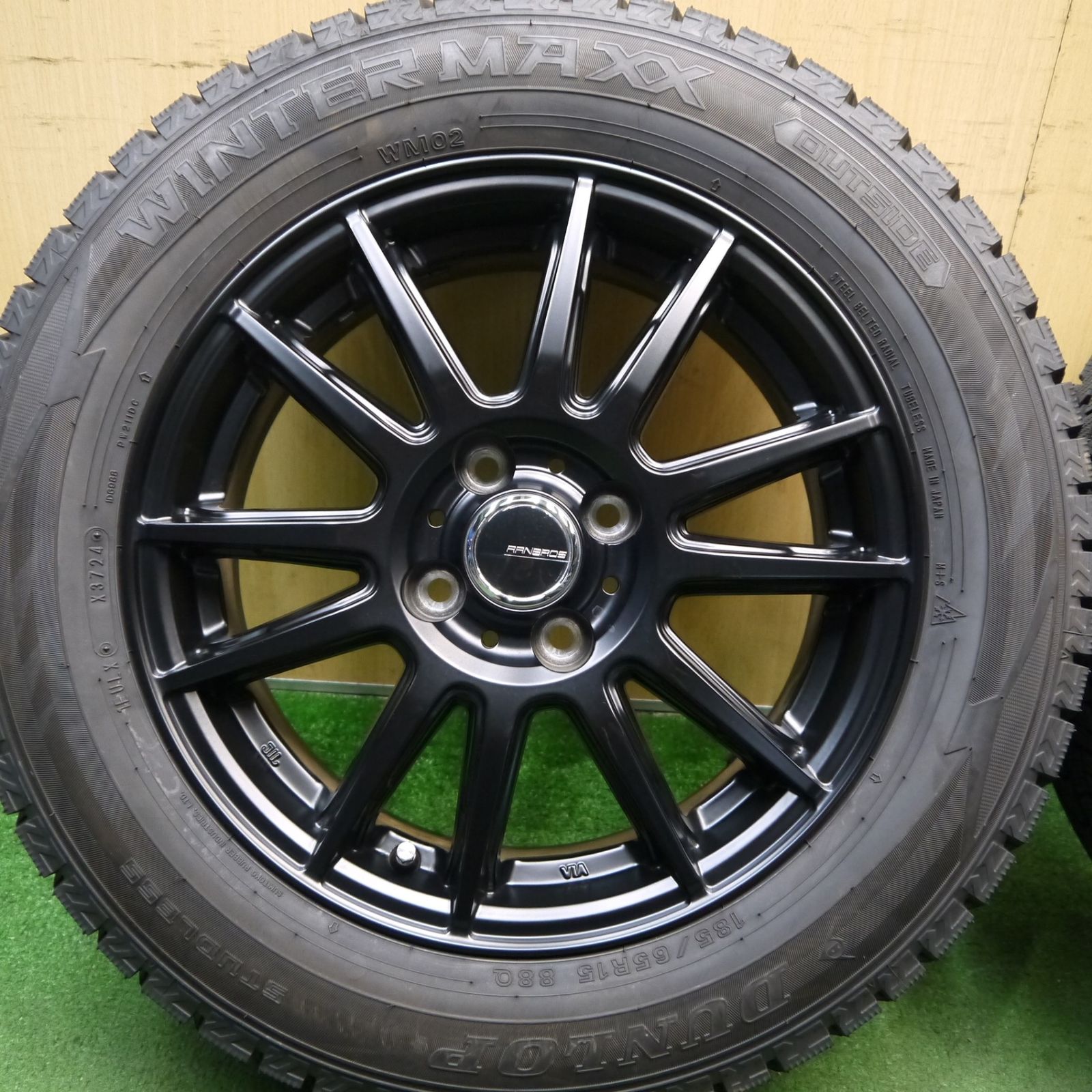 バリ溝 24年 キレイ 9.5分以上 スタッドレス 185 65R15 ダンロップ ウインターマックス WM02 RANBROS ランブロス 15インチ PCD100 4H 5093006Hス