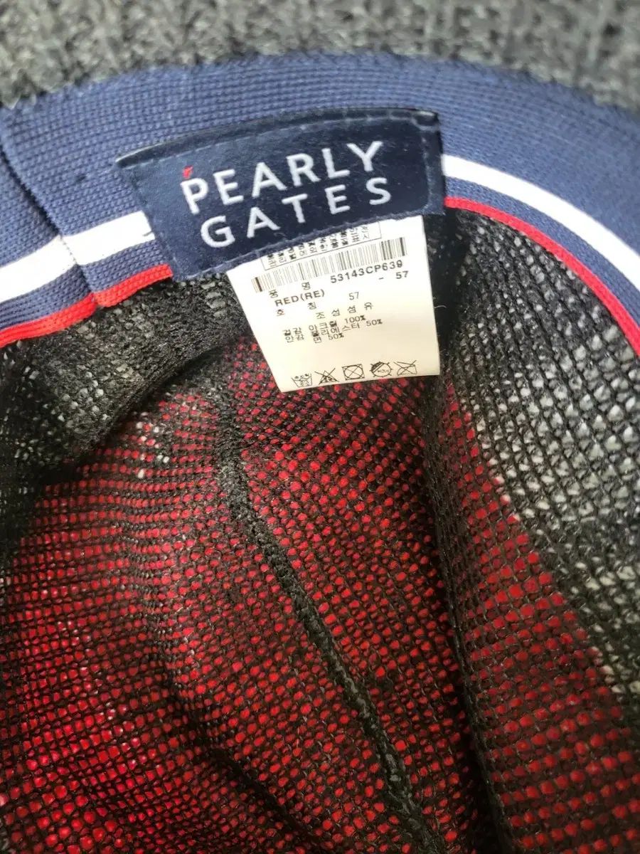 絶対お買い得！ PEARLY GATES パーリーゲイツ レディースゴルフウェア レッド つば付き帽子 ニット 帽子 人類