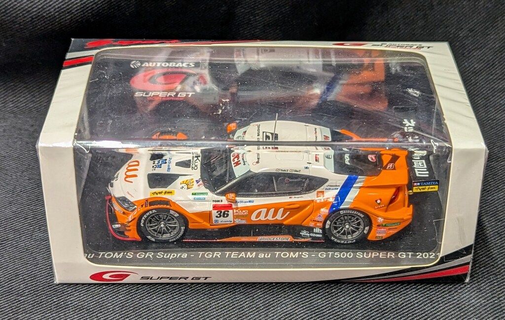 Spark model 1 43 au TOM S GR Supra No.36 TGR TEAM au TOM S GT500 SUPER GT 202