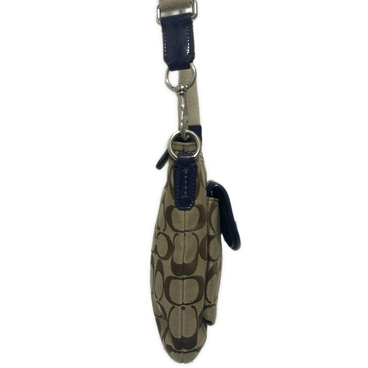 【COACH】美品 コーチ ショルダーバッグ レザー フラップ ネイビー COACH(コーチ) ショルダーバッグ美品 シグネチャー柄 カーキ