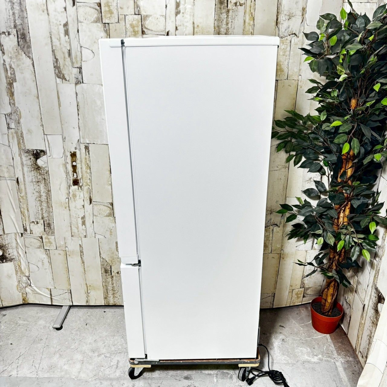 YAMADA ヤマダ YRZ-F 17 H 1 ノンフロン冷凍冷蔵庫 179 L ヤマダセレクト