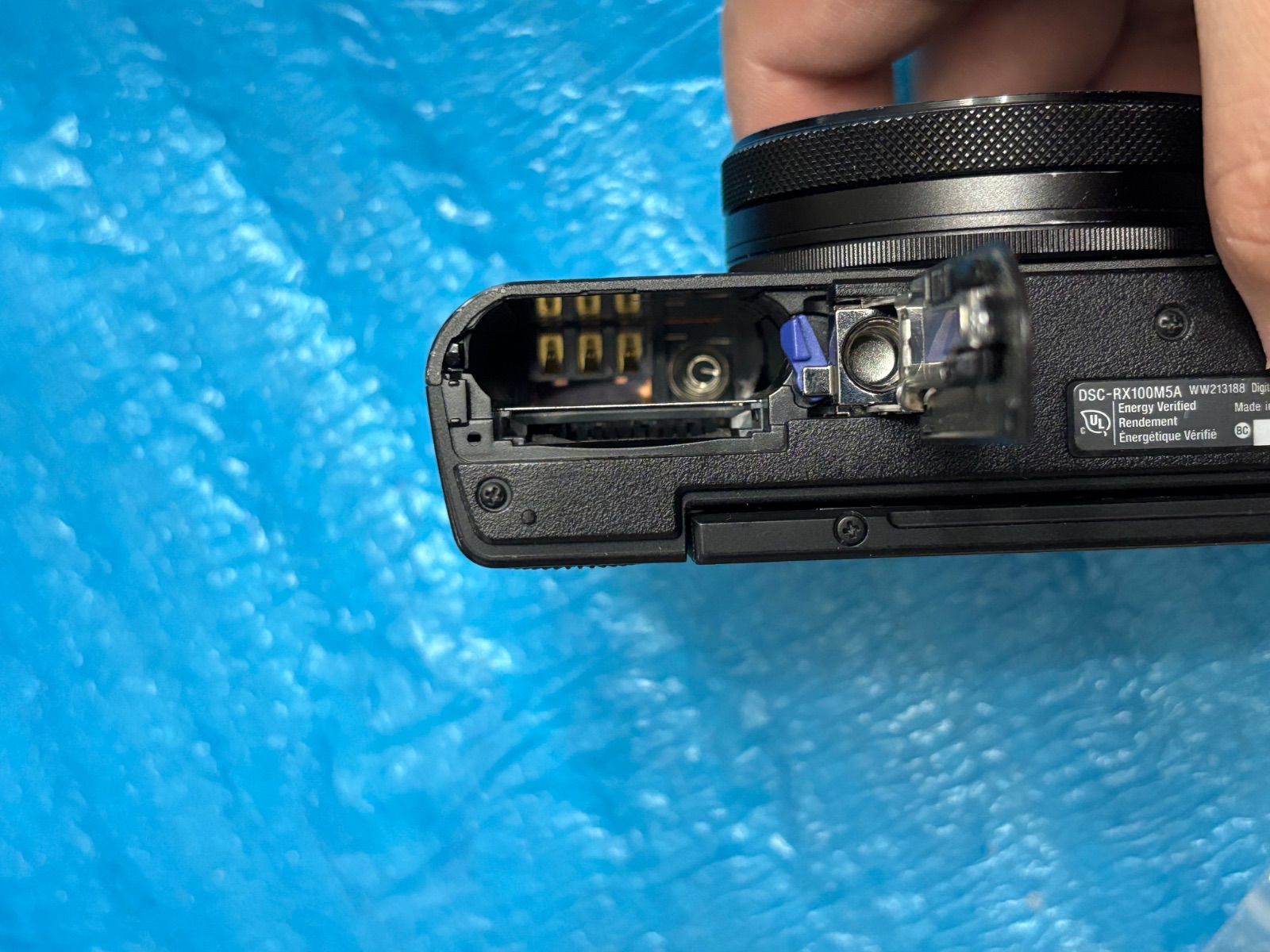 おまけつき】SONY Cyber−Shot RX DSC-RX100M5 【公式通販】 SONY