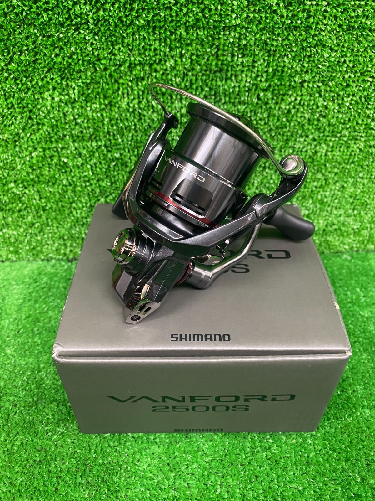 【メルカリ】ヴァンフォード　2500S 24ヴァンフォード 2500S 3000mhg替えスプール付き - メルカリ