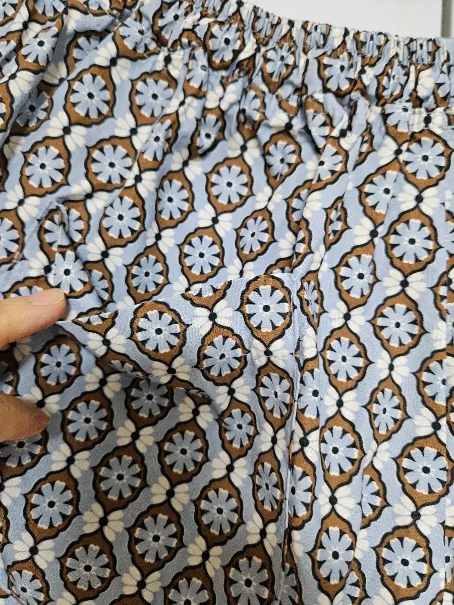 紅茶 プリントパンツ