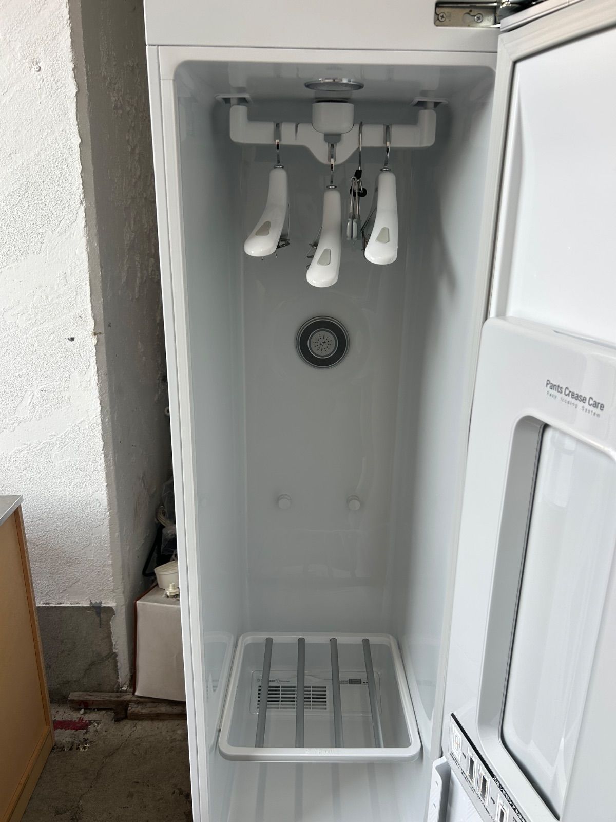 LG Styler S 3 WF LGスタイラー 3着モデル ホームクリーニング 白