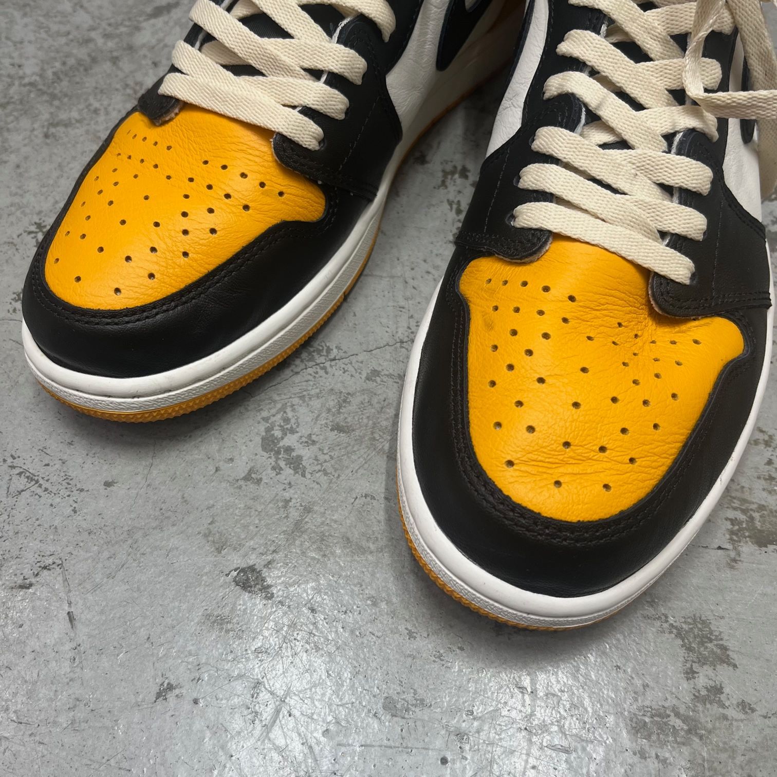 国内正規 Nike Air Jordan 1 Retro High OG Taxi エアジョーダン1 レトロ ハイ OG タクシー スニーカー ナイキ  555088-711 30cm 65693A1 - メルカリ