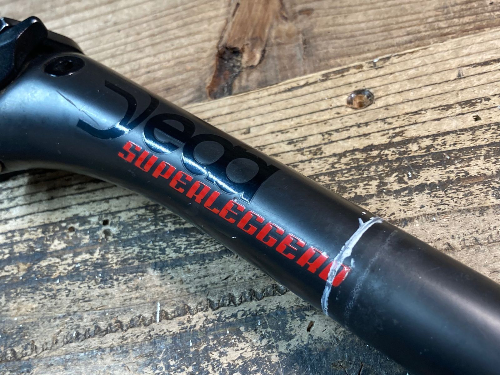 DEDA Superleggeroカーボンシートポスト 31.6 Amazon | DEDA(デダ) スーパーレジェロ 0mm カーボンシート