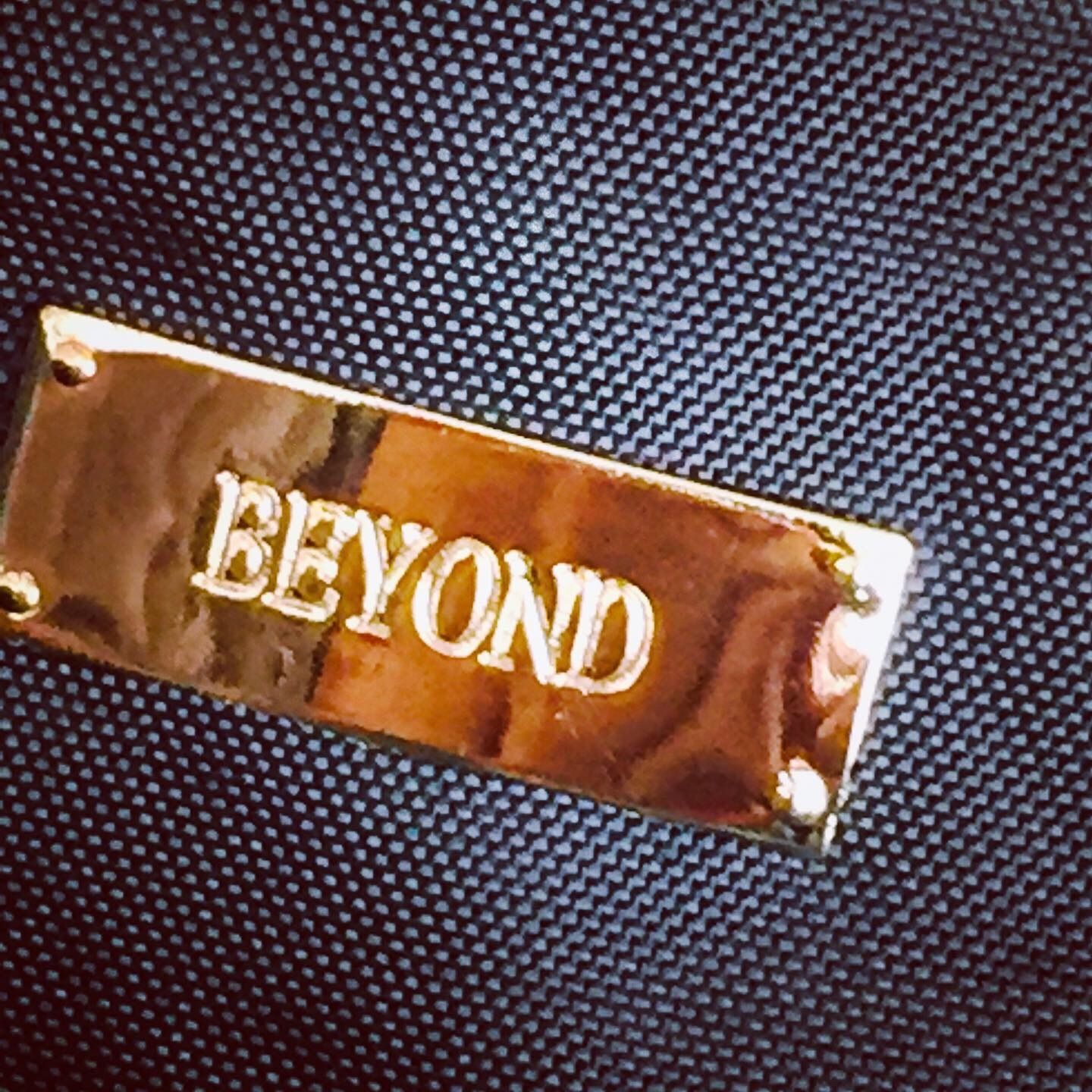Beyond、口金トートリュック、ブラック×レッド - メルカリ