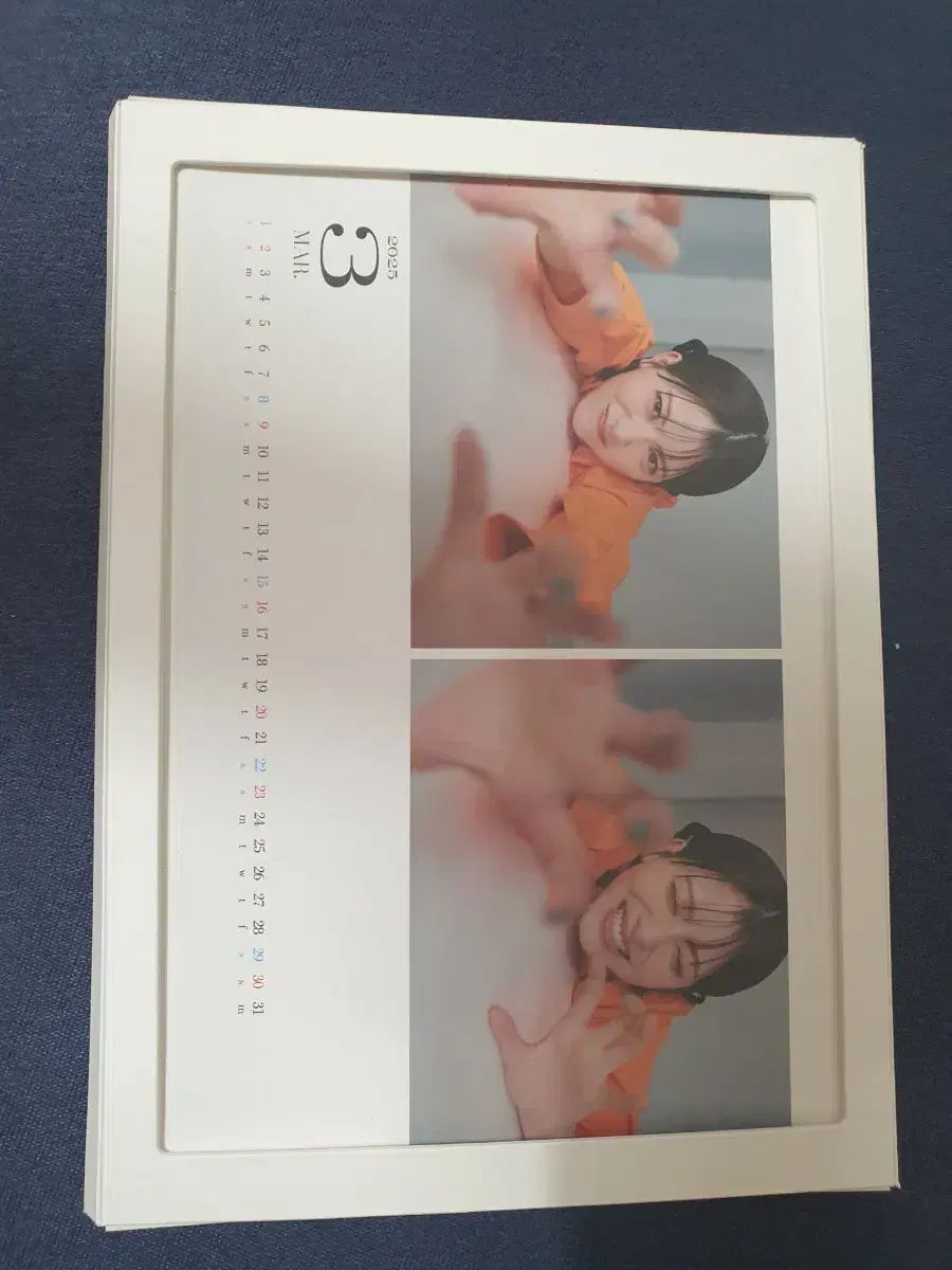 浜辺美波 2024 年 カレンダー 出品