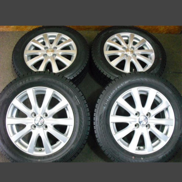 T-2137 本州 22. グッドイヤー アクア E12ノート デミオ MAZDA2 等 15インチスタッドレス タイヤホイール