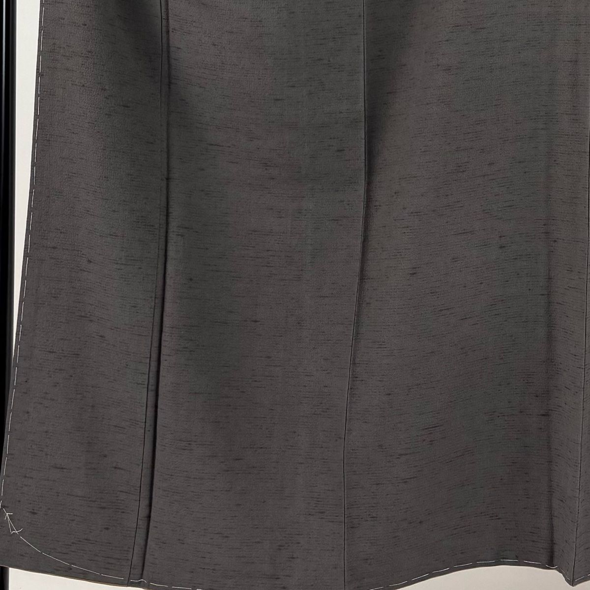 紬 身丈153.5cm 裄丈64.5cm M 袷 落款 幾何学 黒灰 正絹 秀品