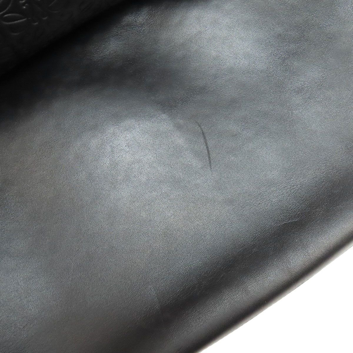 ロエベ アナグラム