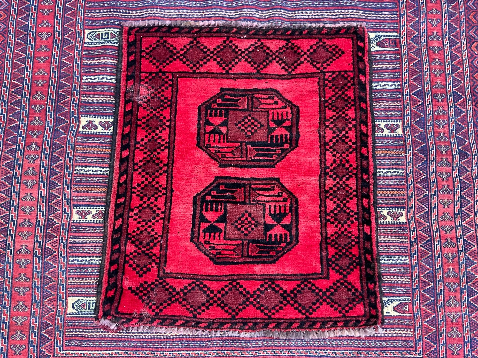 トライバルラグ ヴィンテージラグ アフガンラグ トライバルラグ ウール アフガニスタン ヴィンテージ 中古 ラグ