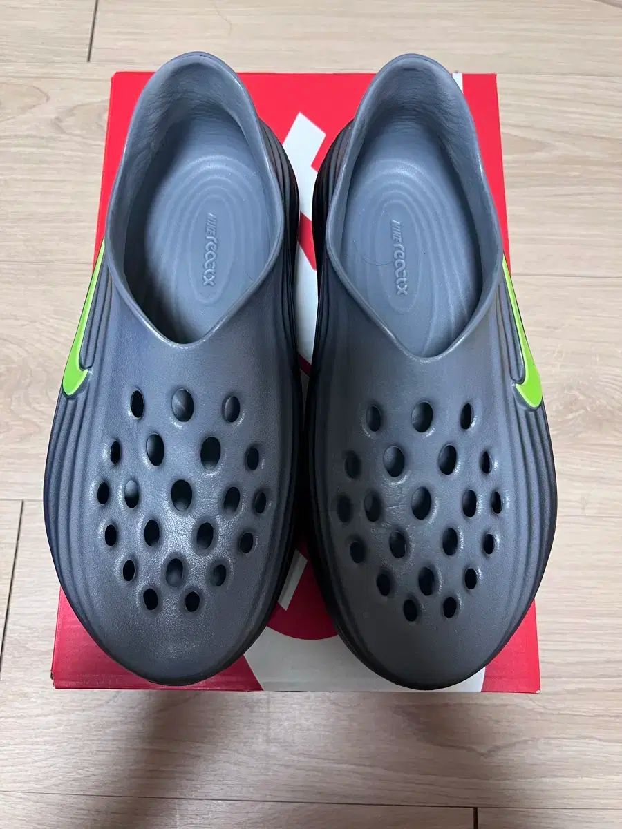 ナイキ リアクト×リー リジュビネイト 270