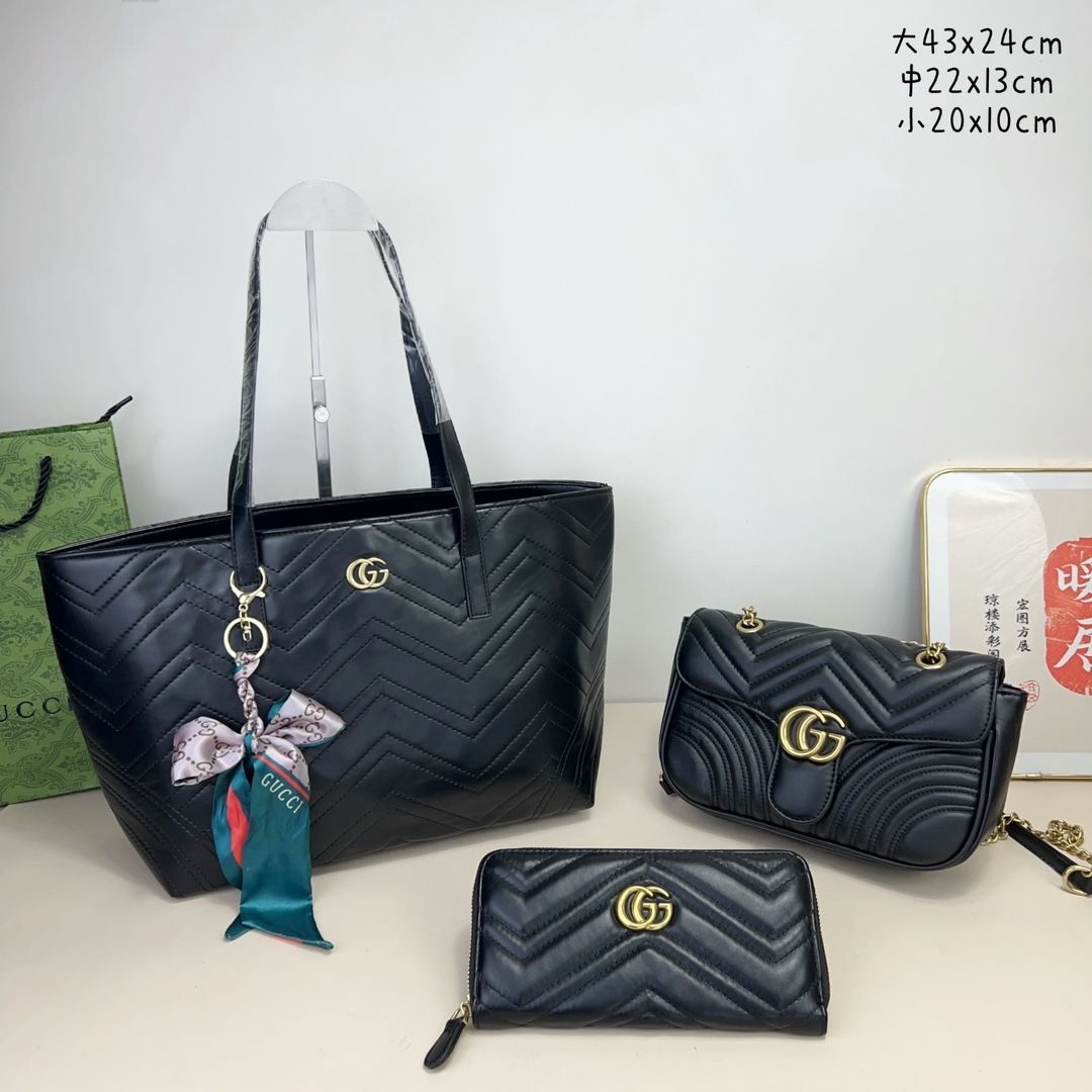 Gucci グッチの黒いショッピングバッグ 3点セット ショルダーバッグ 財布 ハンドバッグ - メルカリ