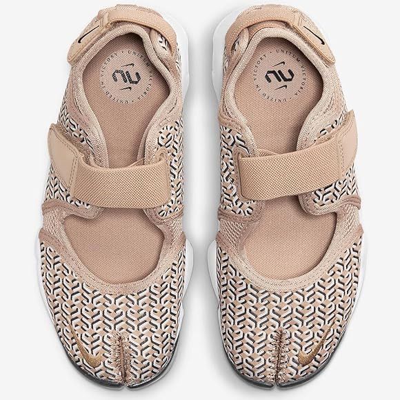 NIKE ナイキ　ウィメンズ　エアリフト　ヘンプ NIKE WMNS AIR RIFT PARACHUTE BEIGE/HEMP（ナイキ ウィメンズ