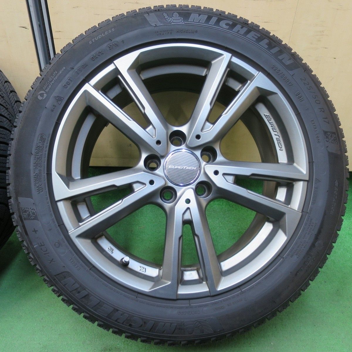 バリ溝！9.5分★ベンツ 等 スタッドレス 225/50R17 ダンロップ ウインターマックス WM01 社外 アルミ ホイール PCD112/5H 17インチ★ バリ溝！22年！キレイ！9.5分☆ベンツ 等 MAK BREMEN 225⁄50R17