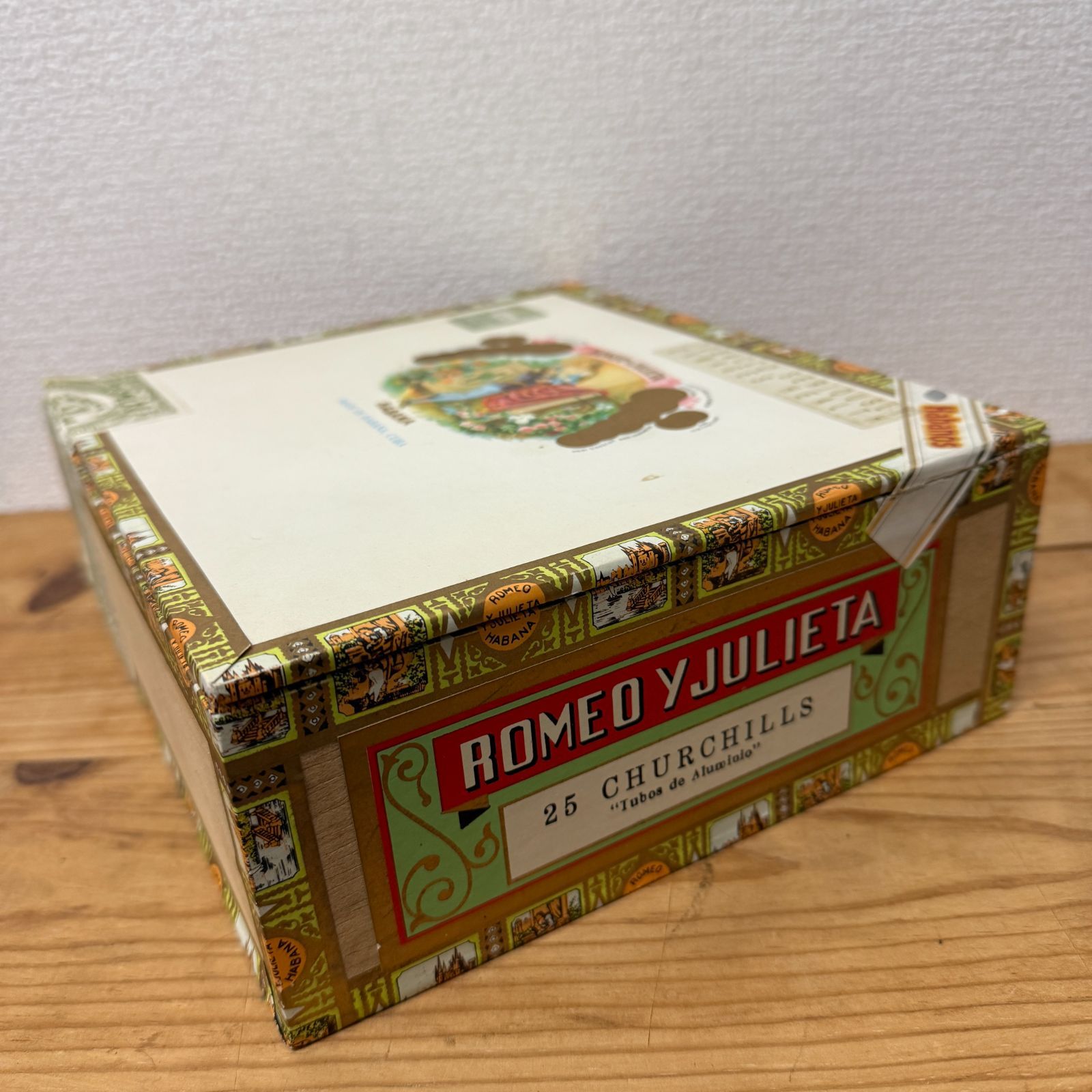 ROMEO Y JULIETA(ロメオ・イ・フリエタ) CUBA HABANA 製 葉巻 木製 空 