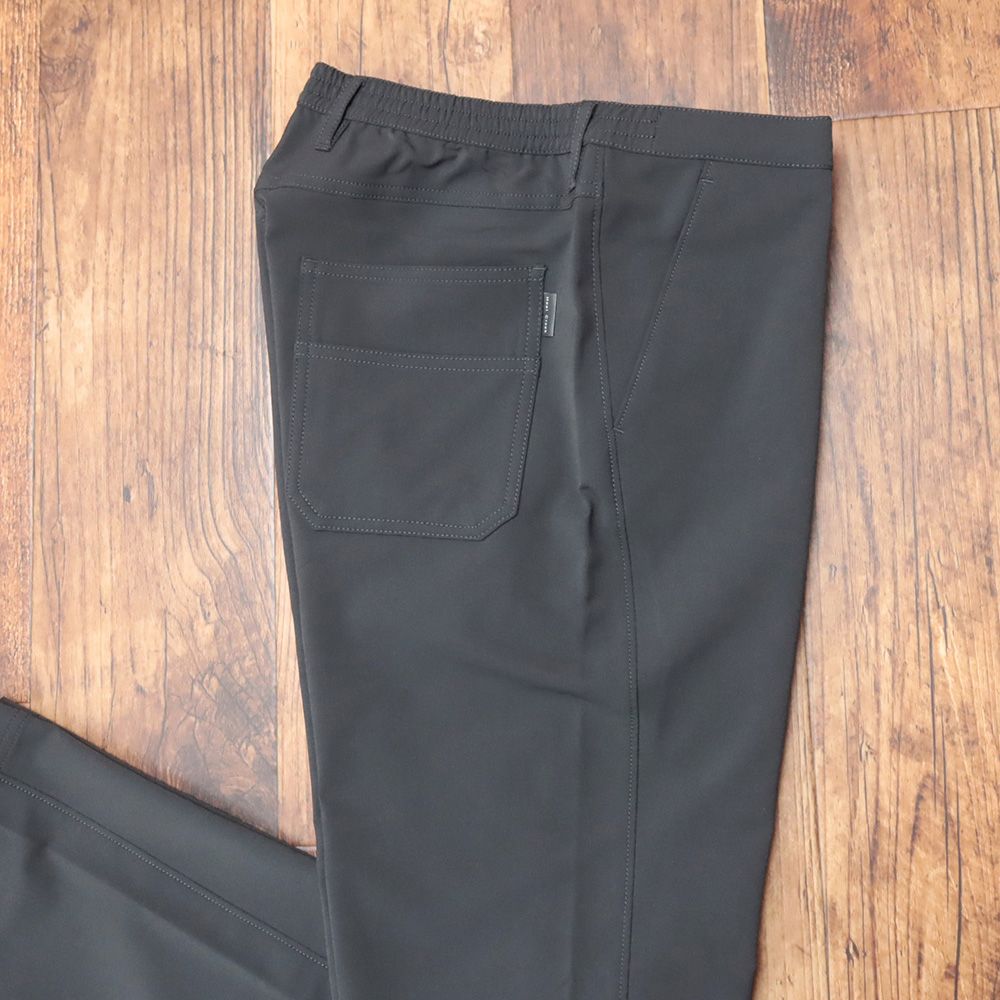 タレント Heal Creek|48 M サイズ|ストレッチ パンツ 001-79910 裏毛 軽量 ORI URAKE シンプル 高機能 ゴルフ メンズ 紳士 ヒールクリーク |チャコール|mc183| 表情豊かな