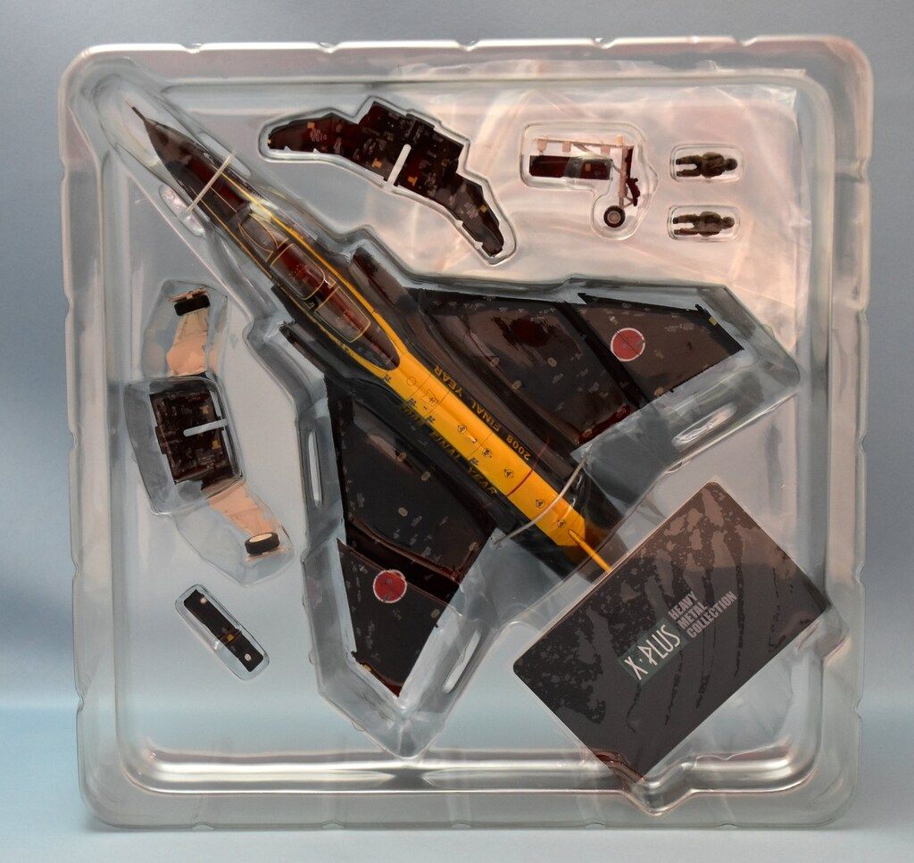 X・PLUS 1/72 HEAVY METAL COLLECTION F-4EJ KAI JASDF 8SQ
