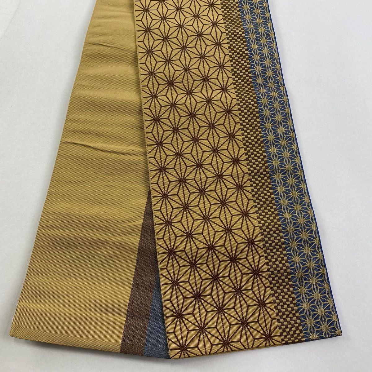 半幅帯 秀品 本場博多織 証紙有 麻の葉 市松 薄茶色 正絹