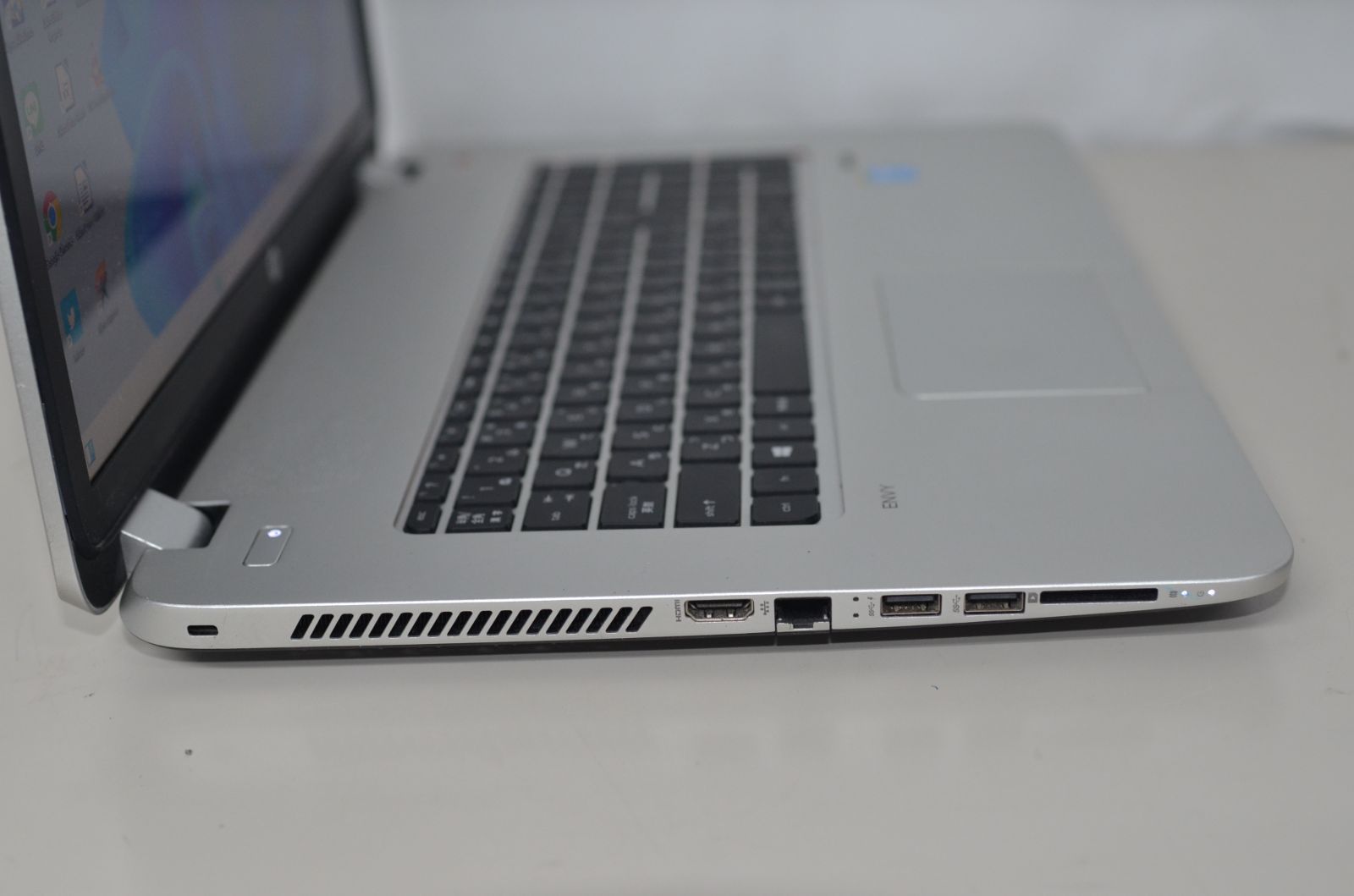 中古ノートパソコン HP ENVY 17 Notebook PC Windows11+office 爆速 