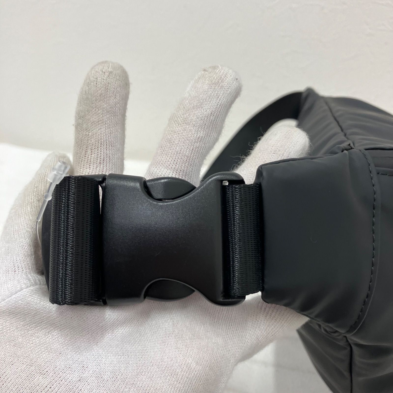 4974 MARY QUANT マリークワント マリクワ ボディバッグ ボディー