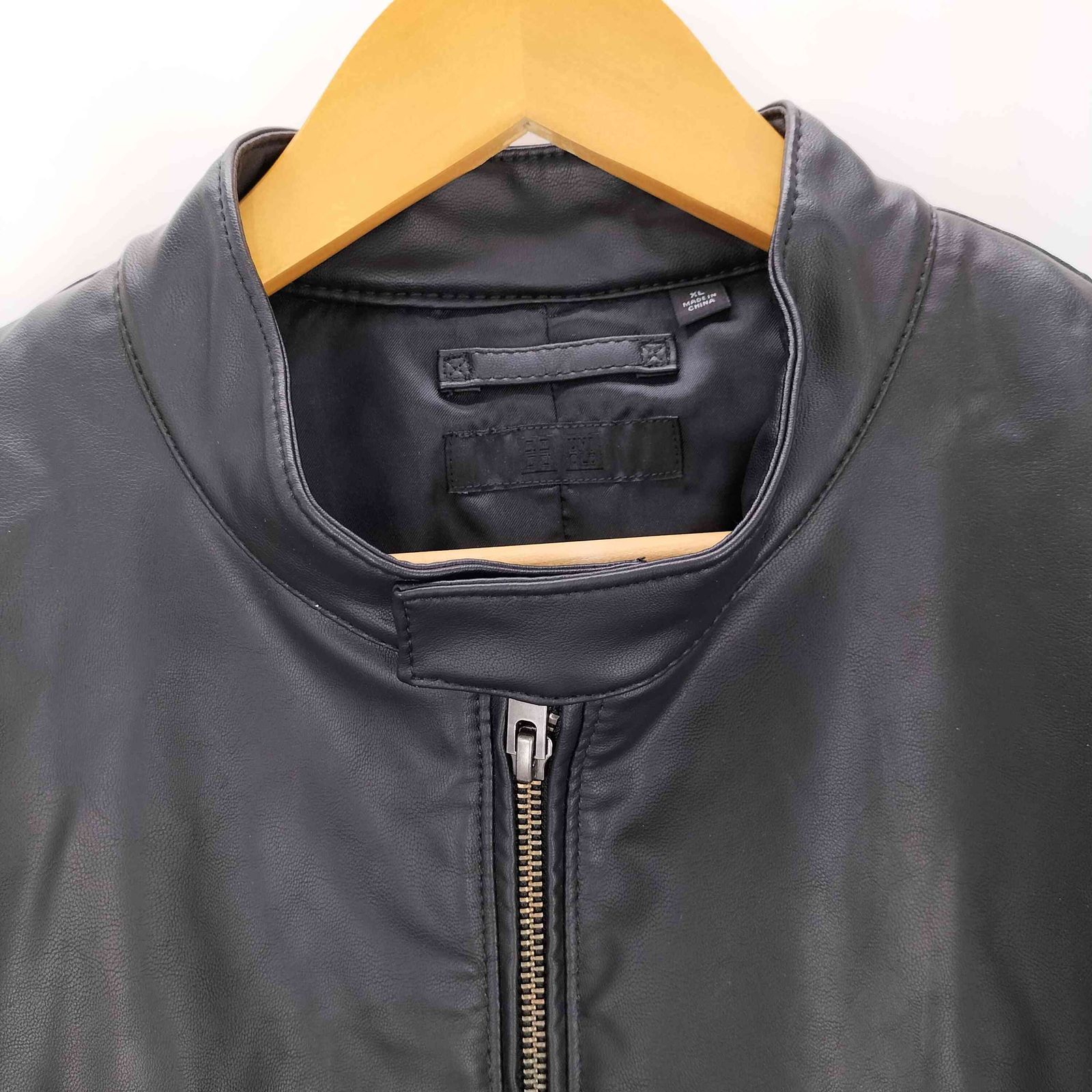 ユニクロ UNIQLO ネオレザーシングルライダースジャケット