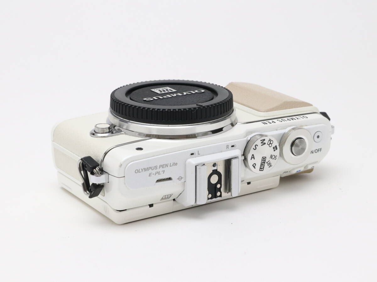 E-PL7