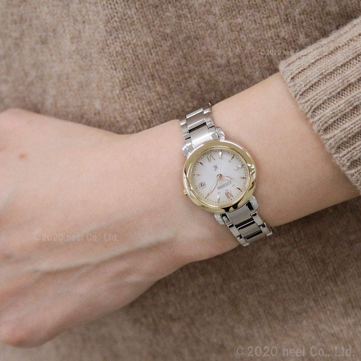 [Citizen] 腕時計 クロスシー アフリカローズコラボレーションモデル 地球にやさしいアクションにも注目。幸せの黄色いバラをもらえる