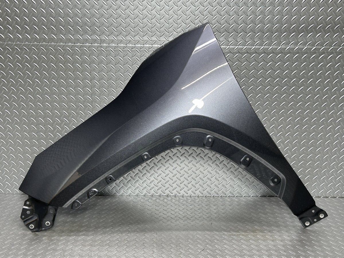 送料無料【新車外し】50系RAV4 純正フェンダー左 灰ガンメタリック1G3グレーメタリック MXAA52/MXAA54/AXAH52/AXAH54 (24020058)