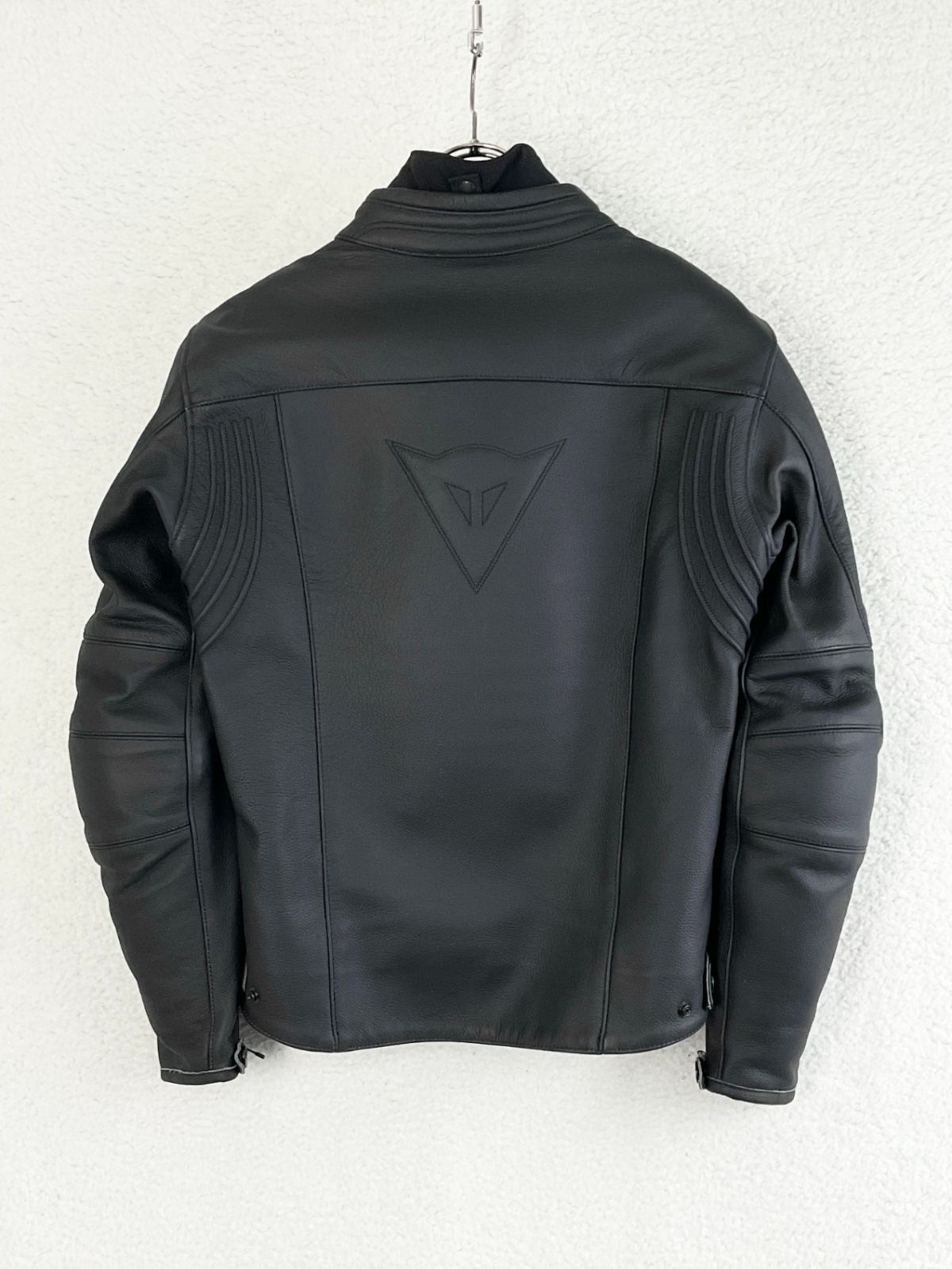 ダイネーゼ　革　ジャケット　46 ブラック お値引き交渉大歓迎】美品 DAINESE 46 ダイネーゼ ブラック