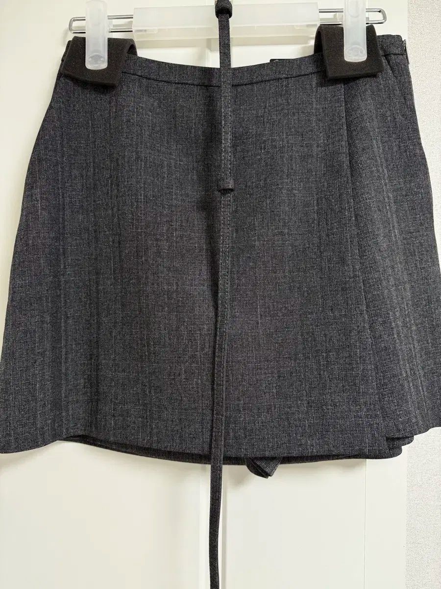 シエsie ロイン ベルト付き スラックス スカート チャコールミックスs GULLKHAN_COM