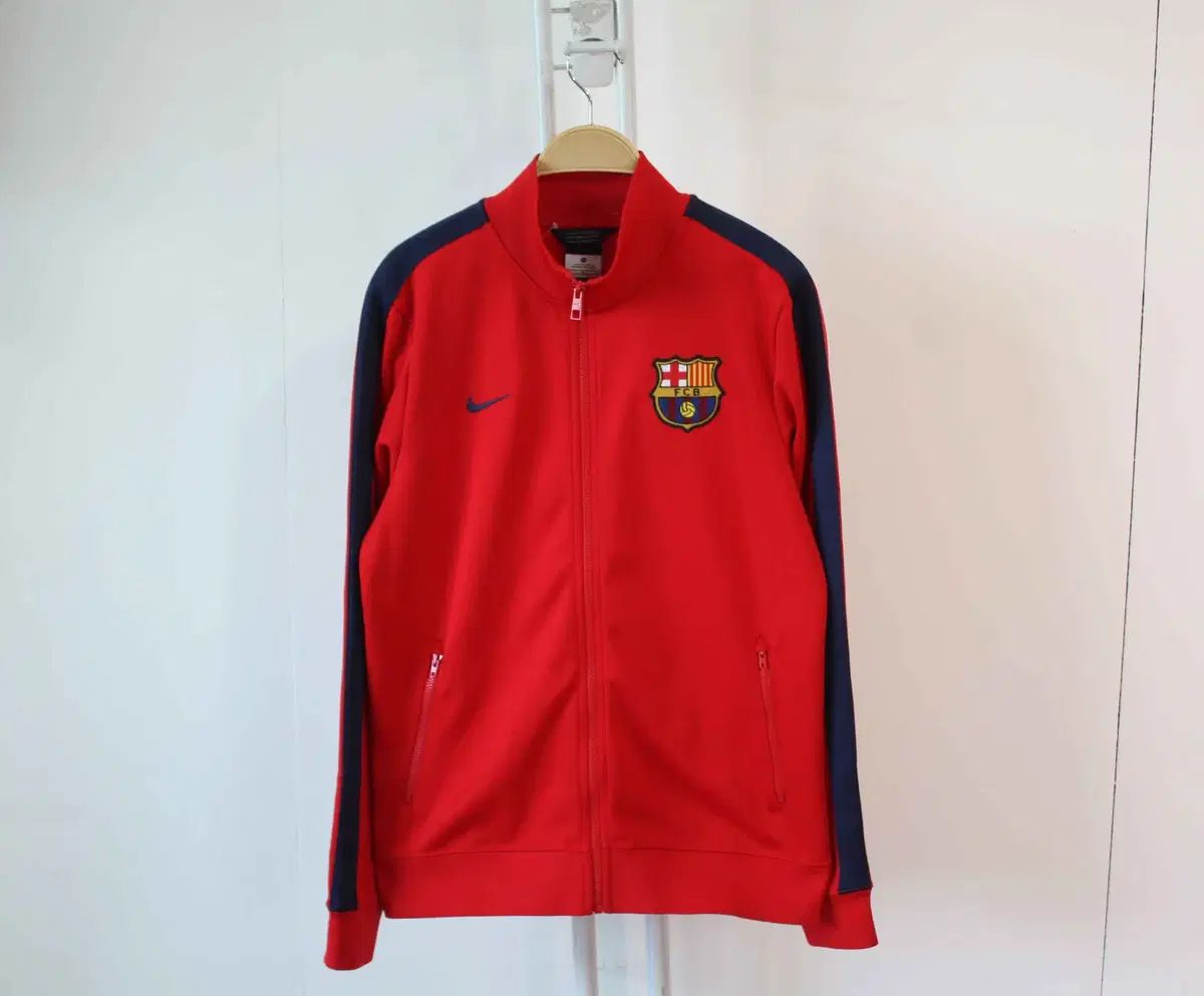 【雷市場（ポンジャン）商品韓国直送】 J ー 11146 /ナイキ 正規品 メンズ バルセロナ ジャージ ジャケット 95