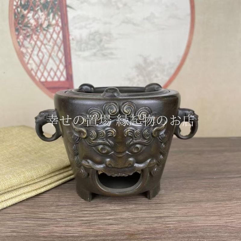 黄銅煮茶炉 香炉付き炭火茶炉 囲炉煮茶炉 茶道具 茶器 火鉢型香薫炉 木炭香炉 古風茶器 復古茶炉 獅子面火炉 煮茶火鉢 古銅火炉 シーサー 獅子 お香 香立て 茶室インテリア 風水アイテム 邪気払い 開運置物 和モダン レトロ火炉 おしゃれ香炉