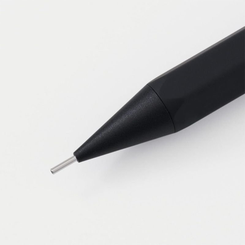 クリーンブラック