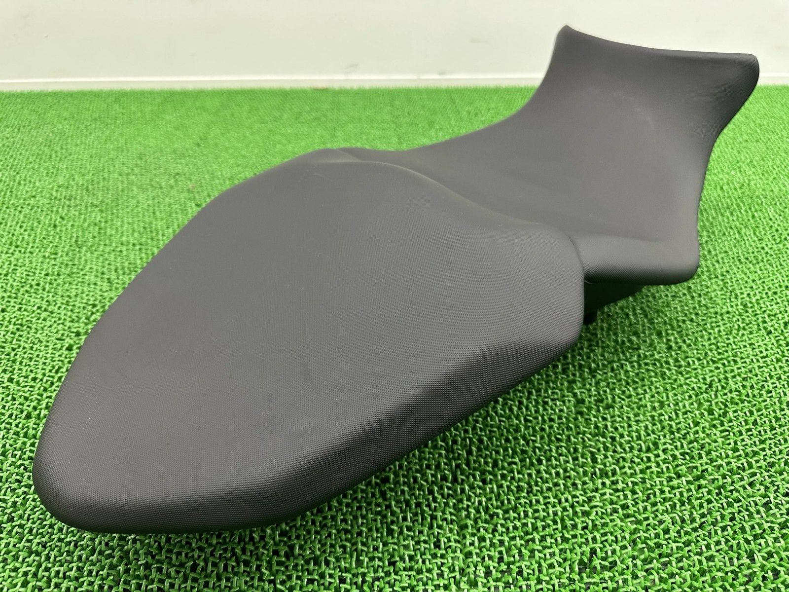 S1000XR シート 5352 7717177 BMW 純正 53527717177 15~19年 ローダウンシート コンディション良好 破れ無し aS