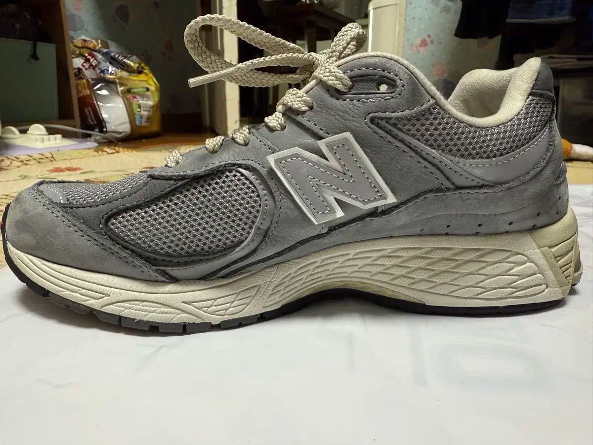 雷市場（ポンジャン）商品韓国直送】 New Balance(ニューバランス) 2002RNM プレミアム ヴィンテージ グレー 260 売ってます (  M2002R - メルカリ