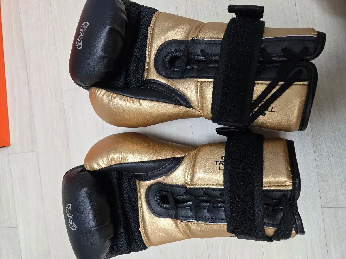  ライバル Rs 100 16 オンス グローブ その他 ボクシング