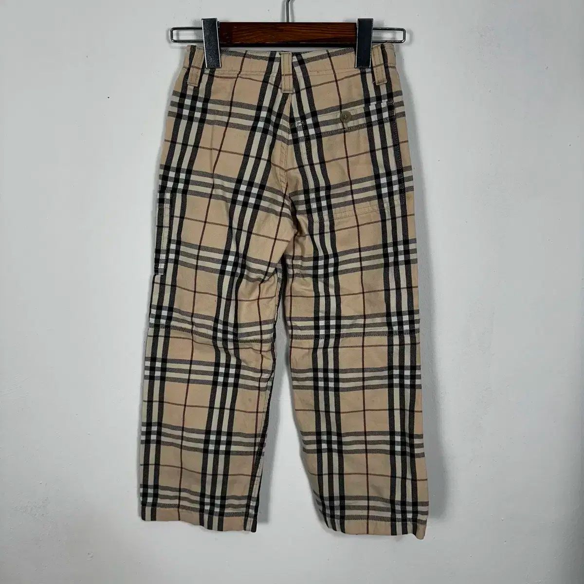バーバリー BURBERRYキッズ　チェックパンツ BURBERRY(バーバリー ) 子供 チェック カーゴパンツ 6 サイズ J3