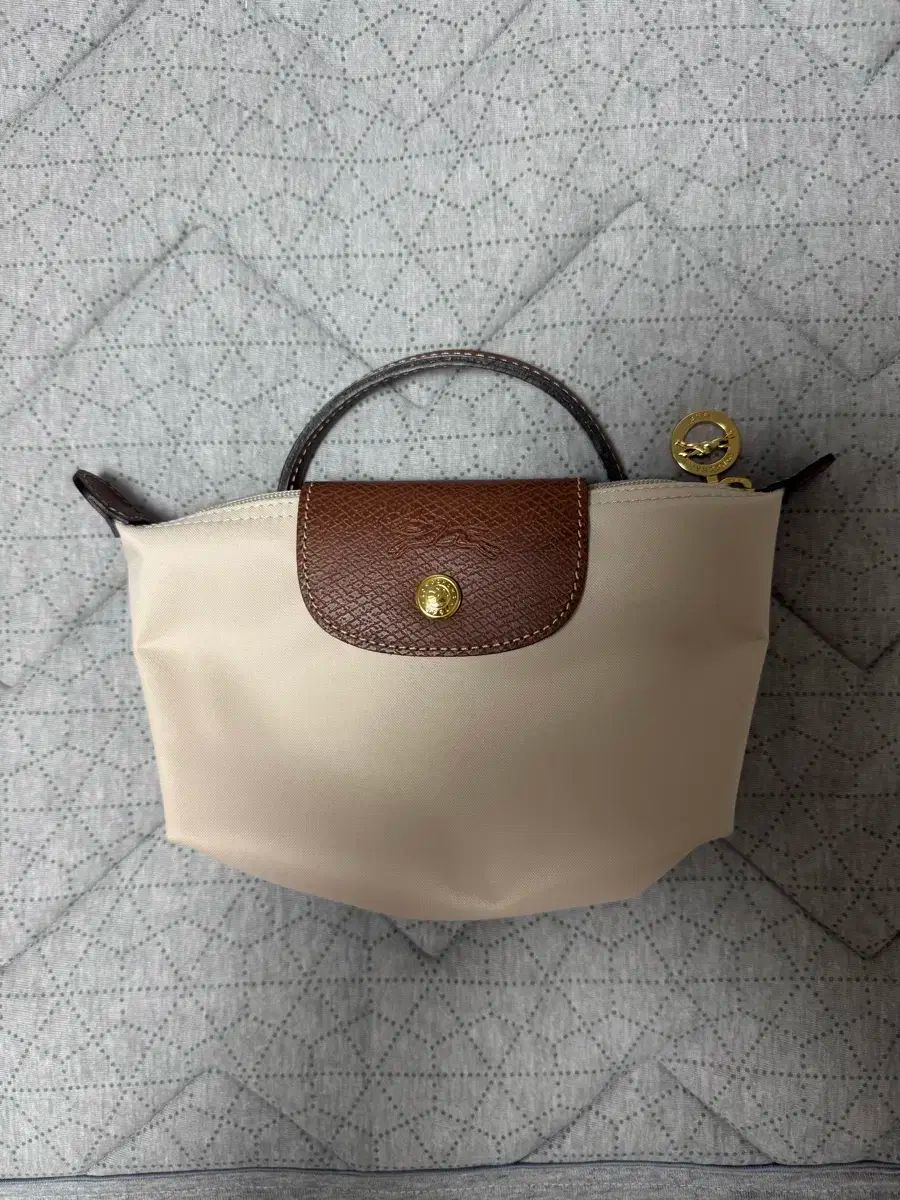 ロンシャン ル プリアージュ ポーチ ペーパー