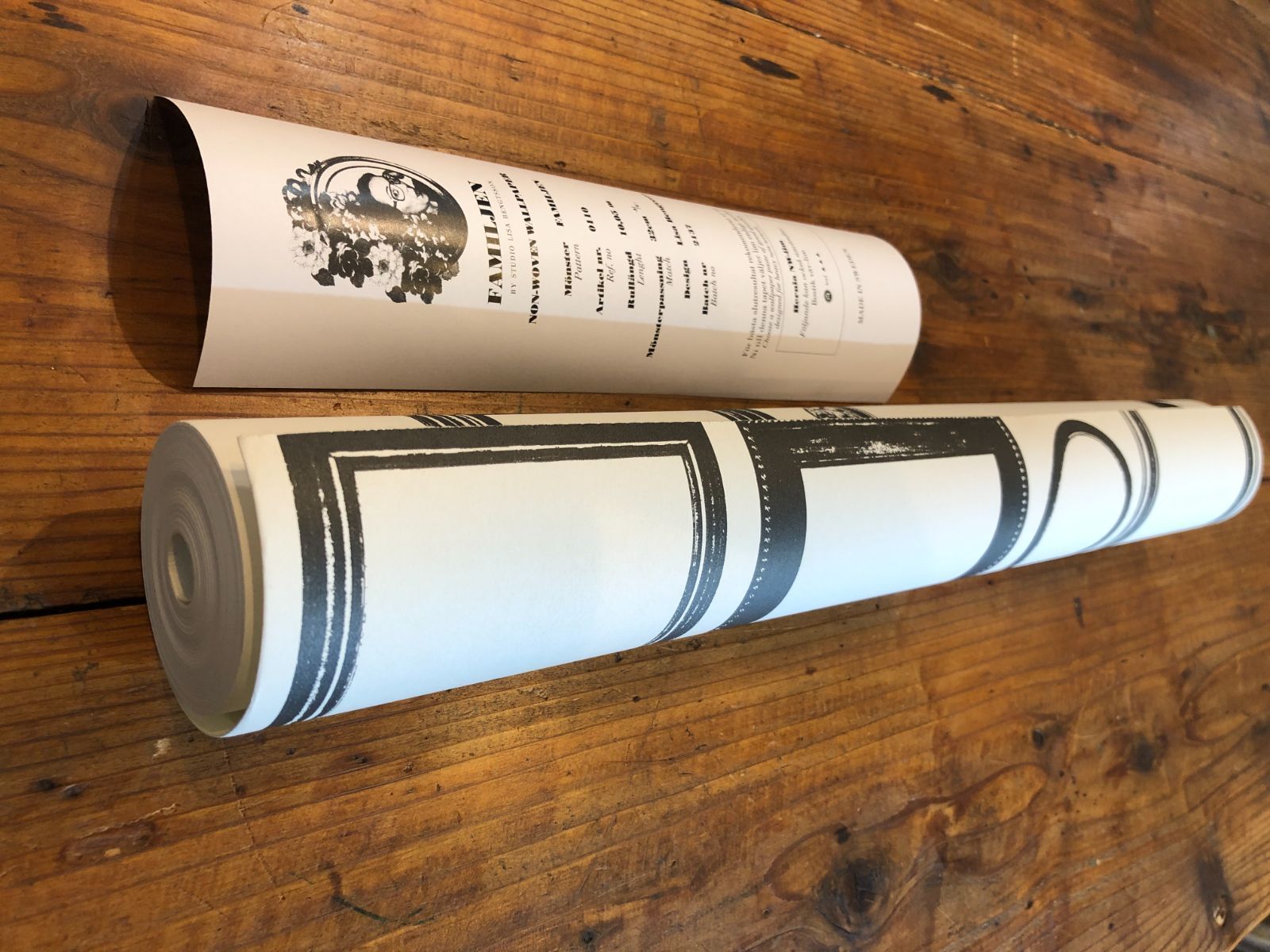 輸入壁紙 0110 FAMILJEN 53cm巾 10ｍ スウェーデン製