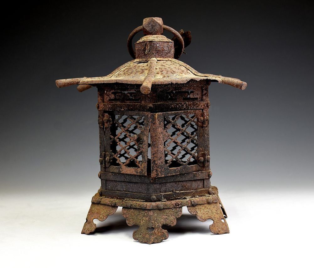 鉄吊り灯籠古美術品