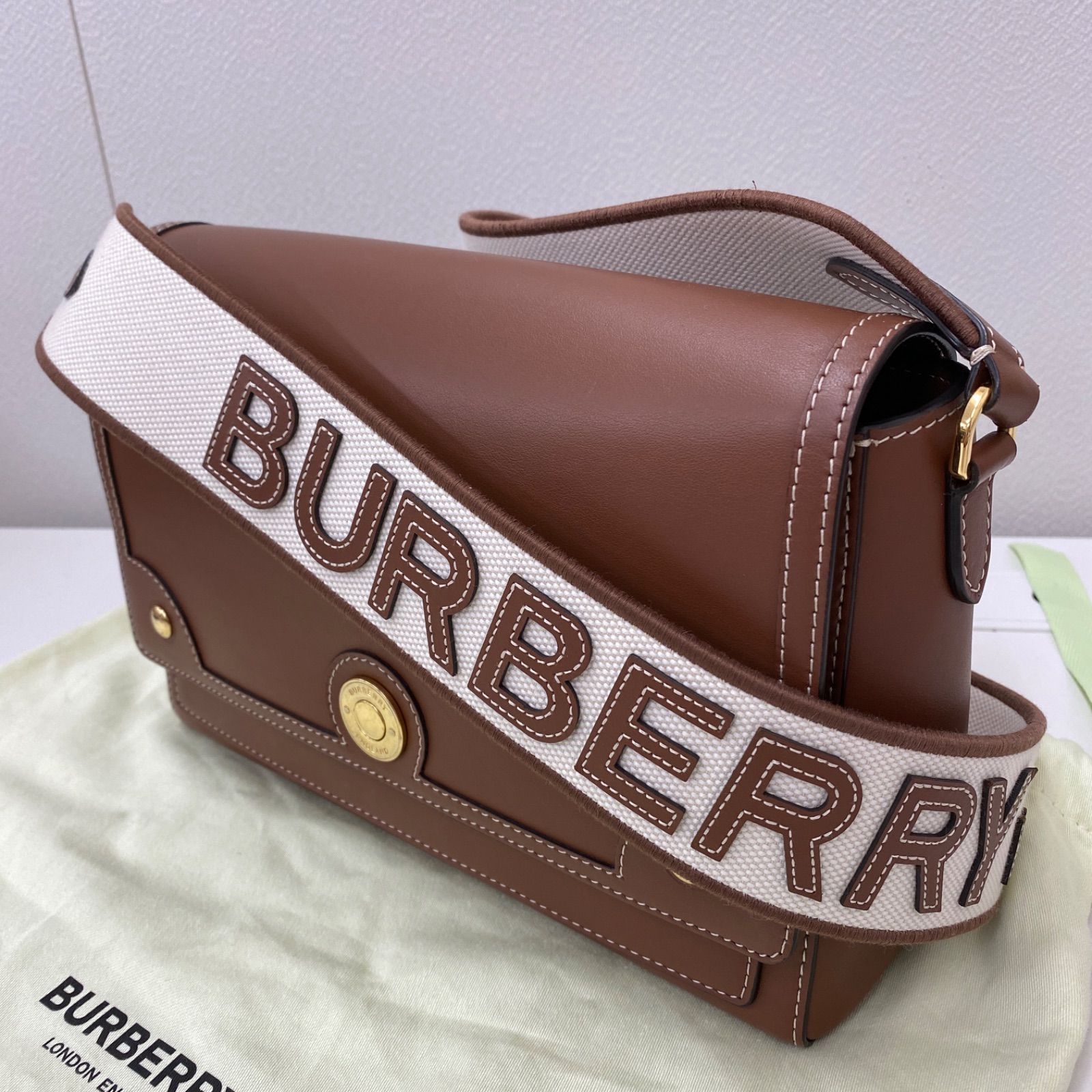 極美品】Burberry バーバリー レザーショルダーバッグ - フロンティア